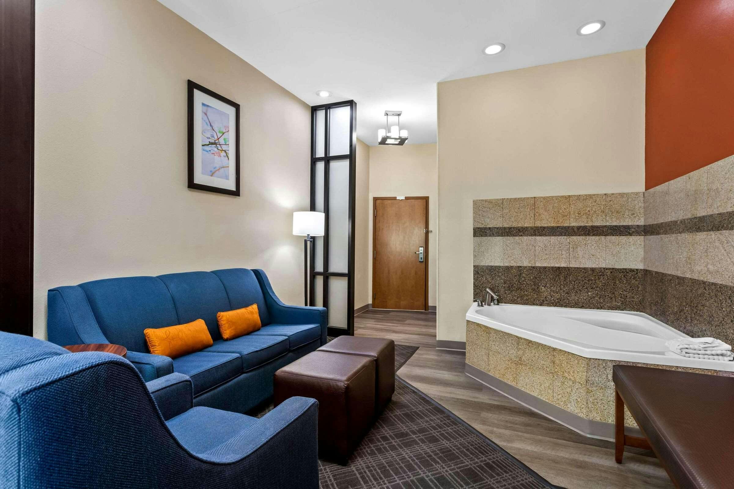 Hotel Comfort Suites Roswell, NM photo 1