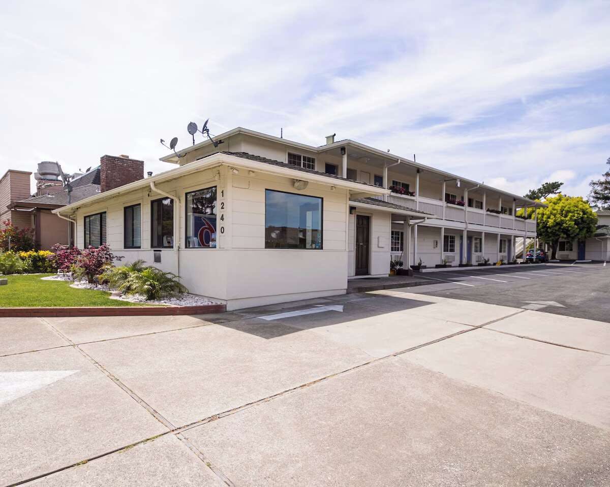 Fisherman's Cove Inn