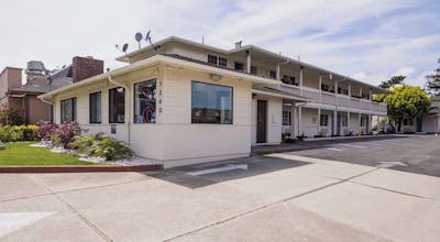 Fisherman's Cove Inn