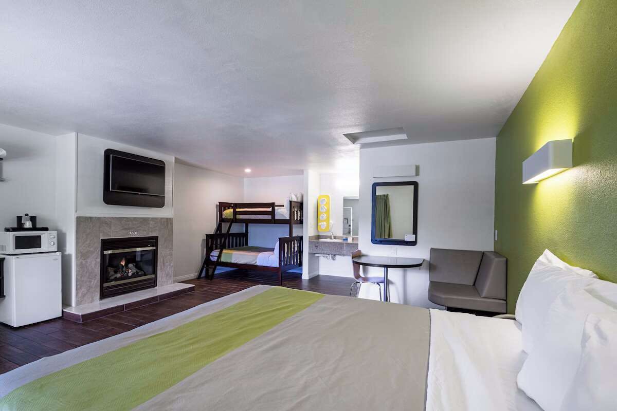 Hotel Fisherman's Cove Inn photo 4