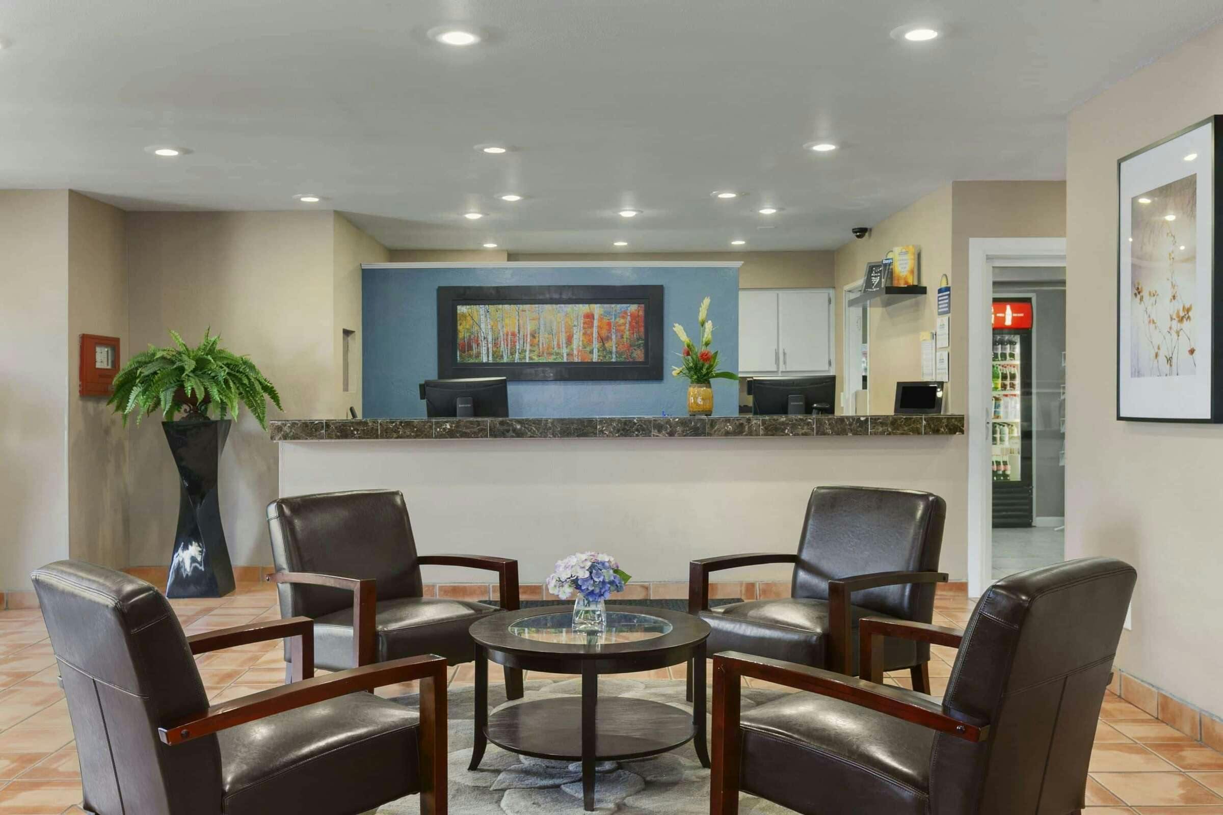 Hotel Days Inn by Wyndham Williams photo 5