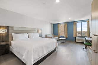 Hotel Holiday Inn Express & Suites Bronx Nyc photo 2