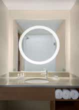 Hotel SpringHill Suites Long Island Brookhaven photo 3
