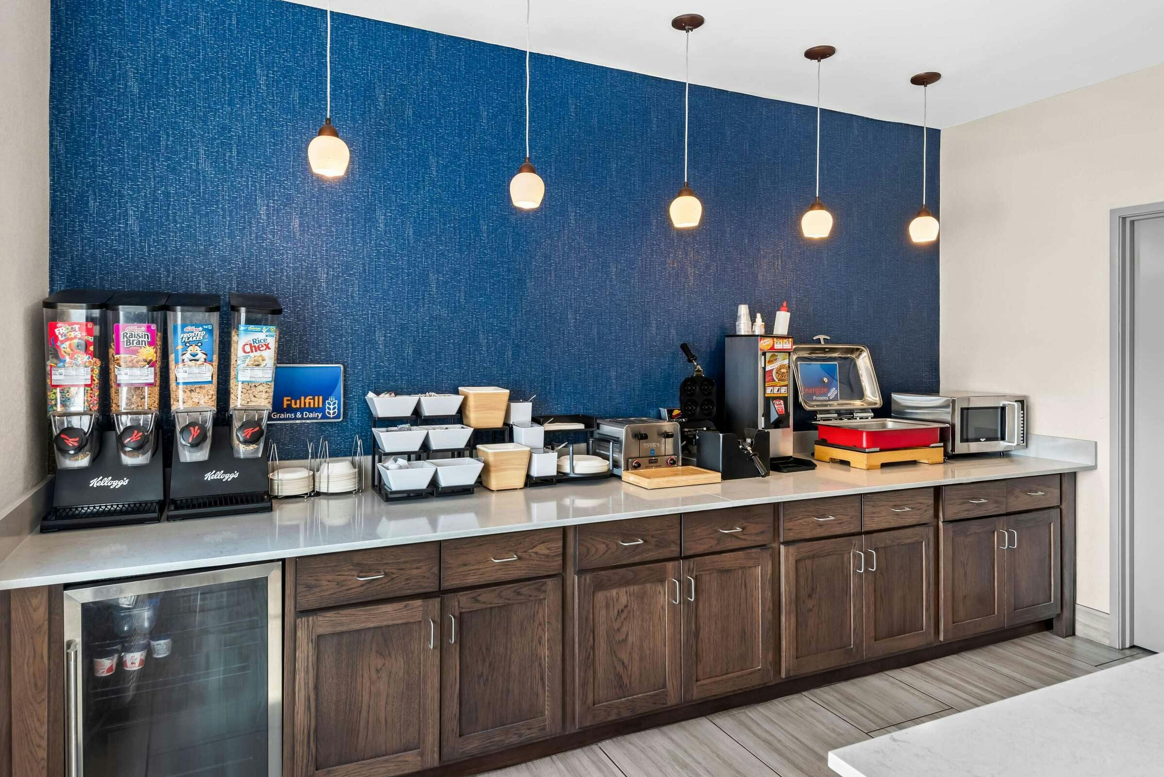 Hotel Sure Stay Plus Hotel By Best Western Ottumwa photo 3