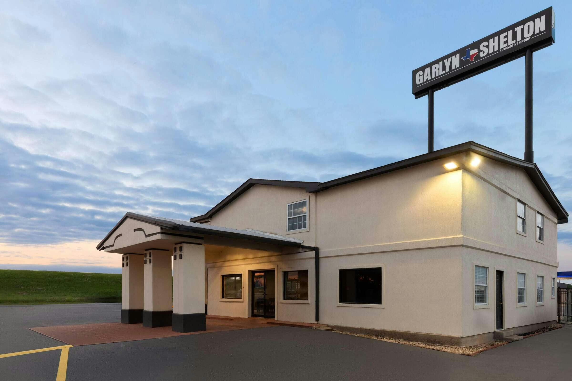 Hotel Super 8 by Wyndham Temple S. General Bruce photo 2