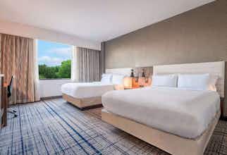 Hotel DoubleTree by Hilton South Charlotte Tyvola photo 4