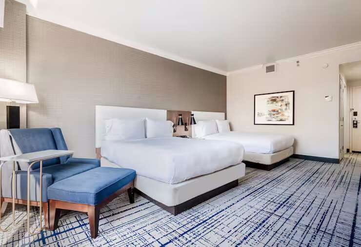 Hotel DoubleTree by Hilton South Charlotte Tyvola photo 5