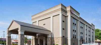 Best Western Plus Belle Meade Inn & Suites