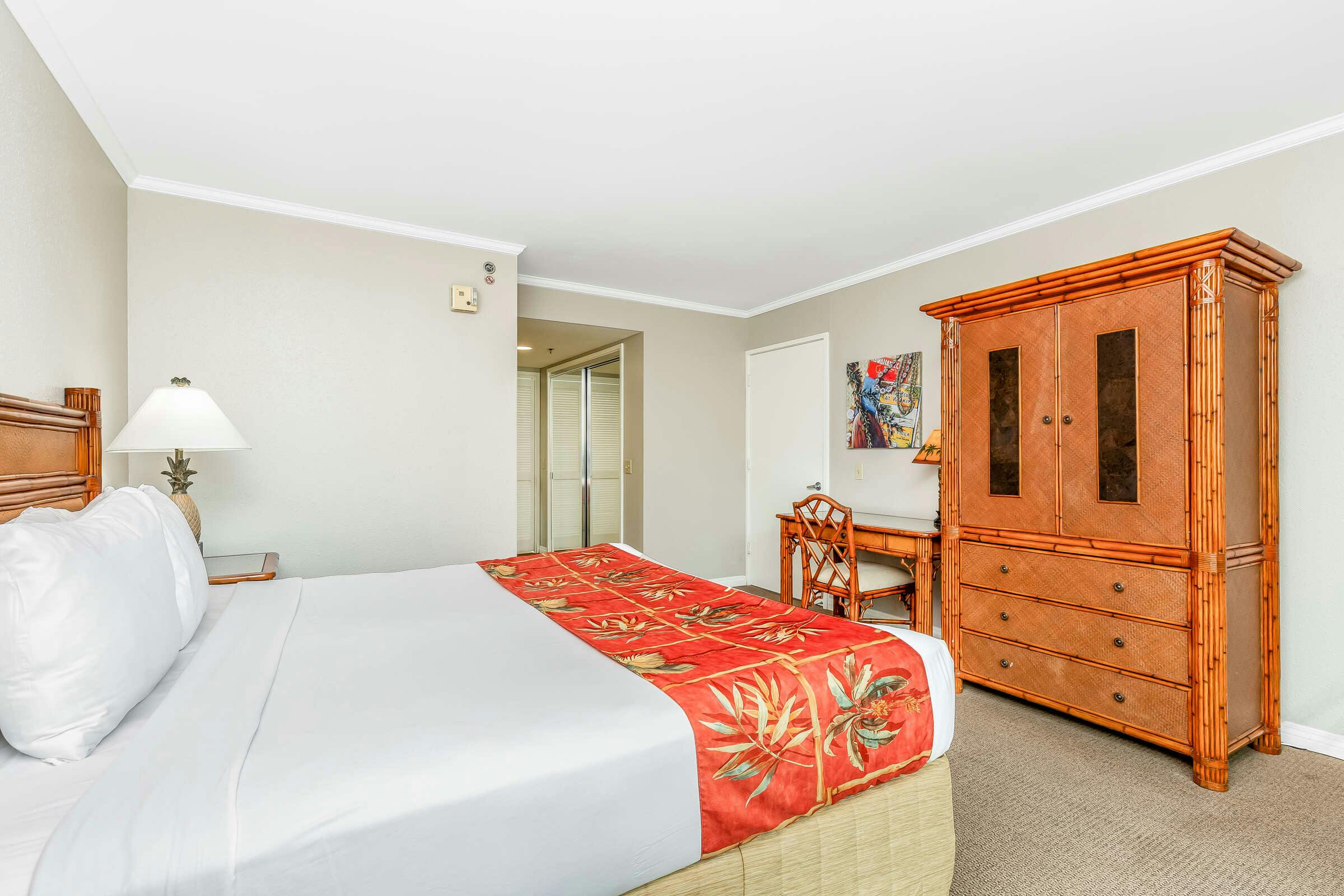 Hotel Luana Waikiki Hotel & Suites photo 5