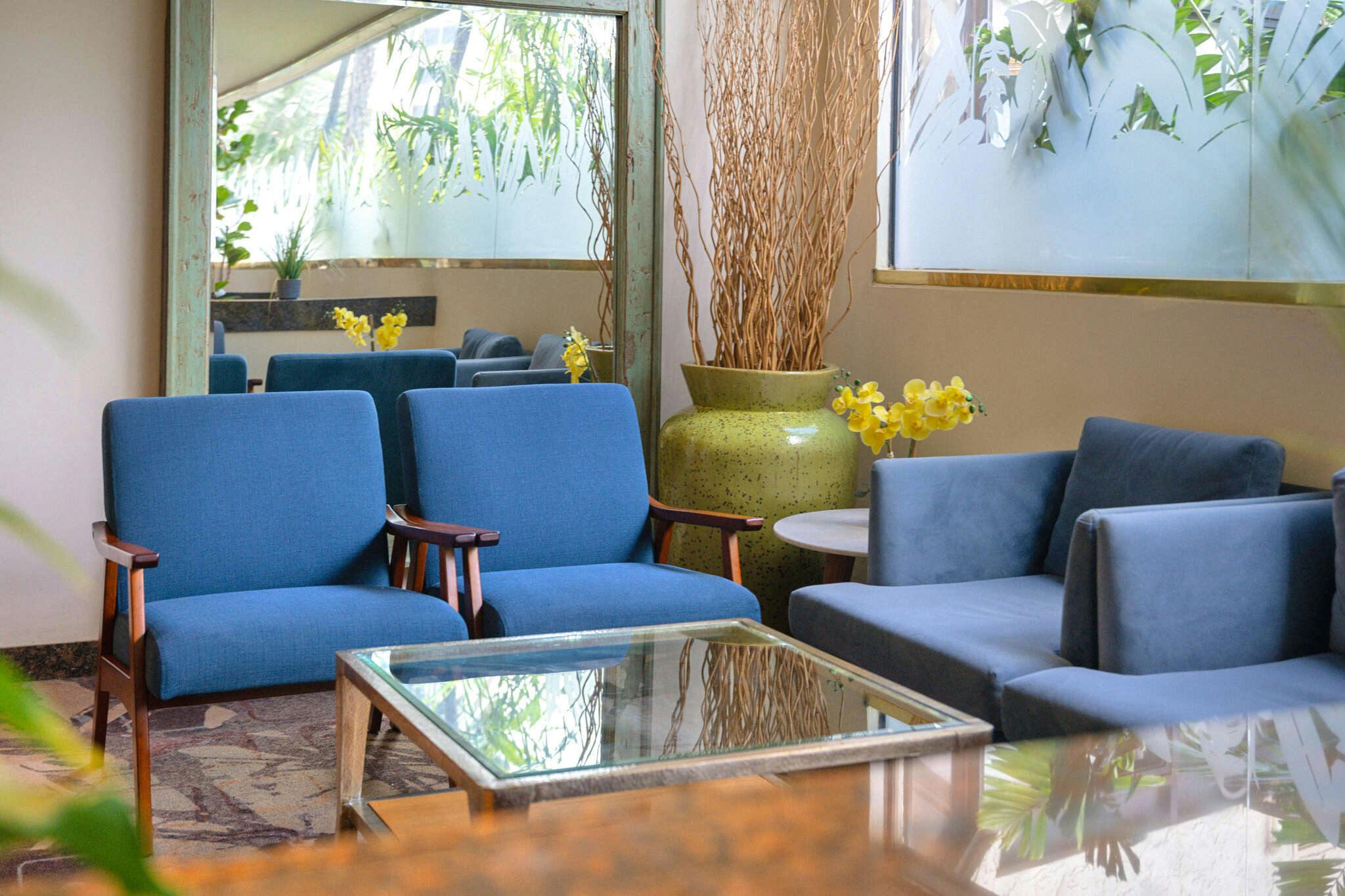 Hotel Luana Waikiki Hotel & Suites photo 1