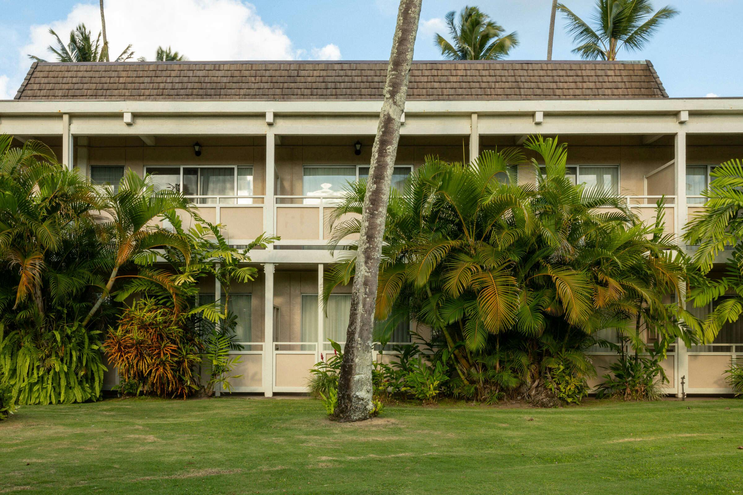 Plantation Hale Suites