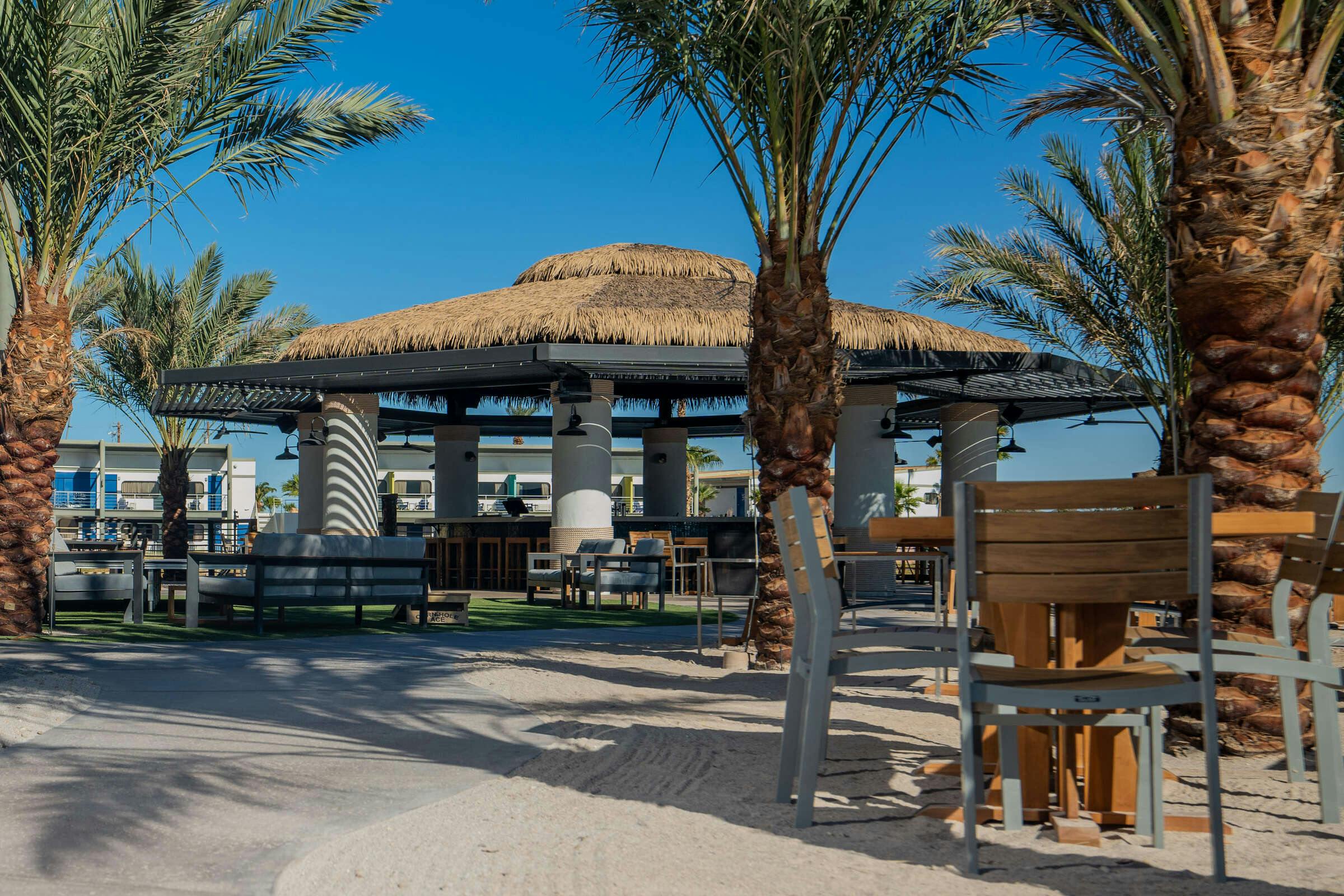 Hotel The Nautical Beachfront Resort photo 5