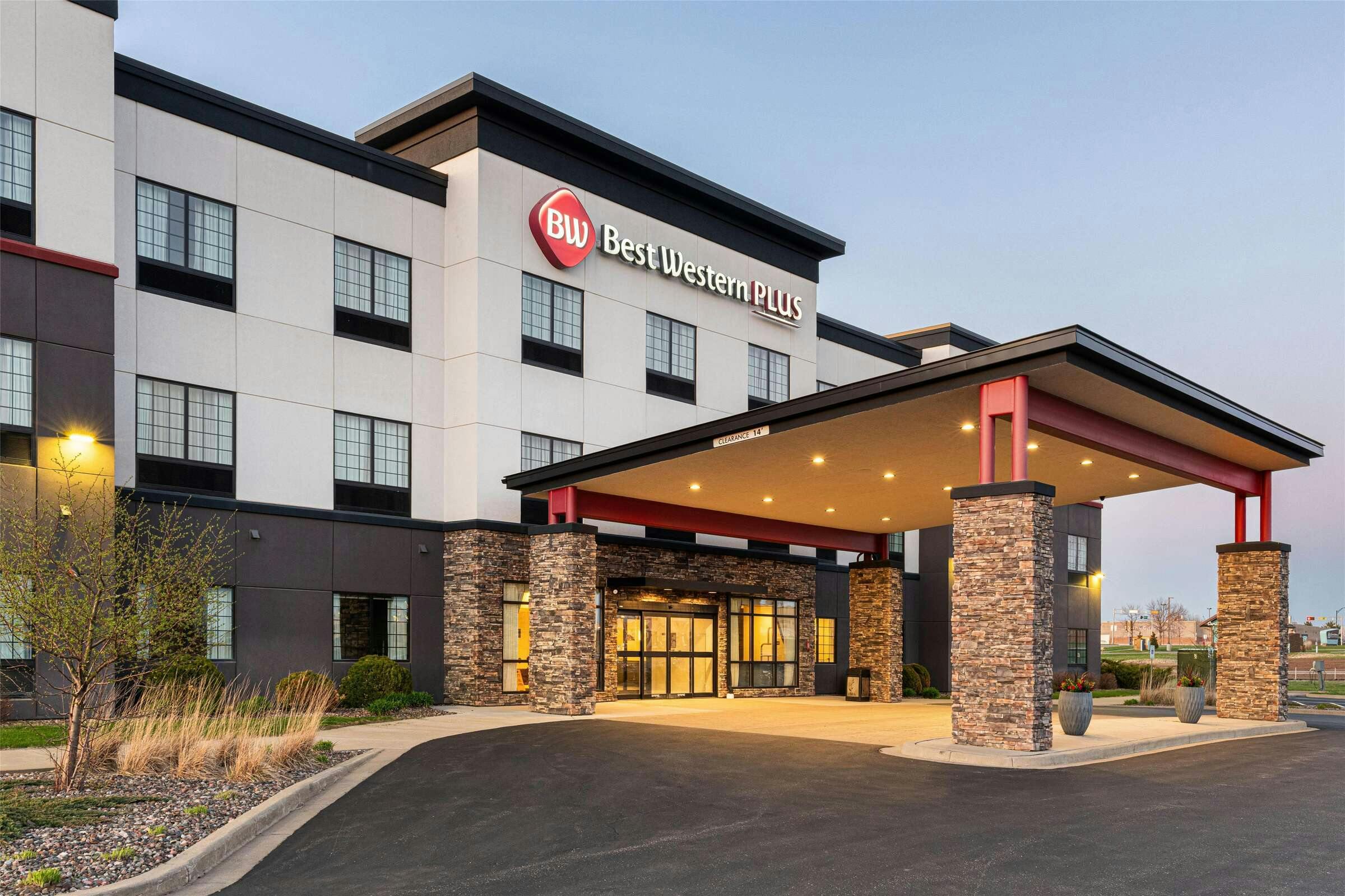 Best Western Plus New Richmond Inn & Suites
