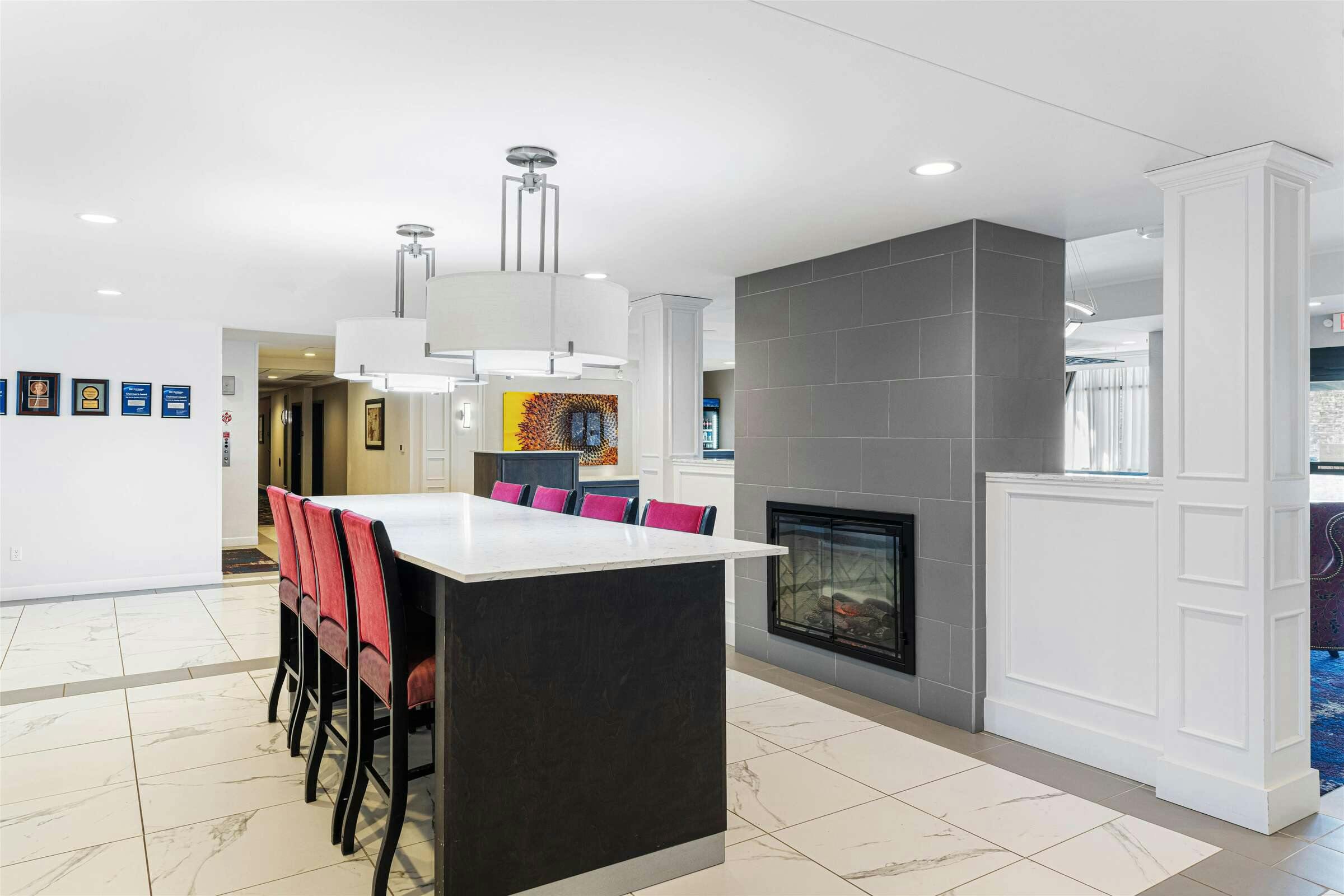 Hotel Best Western Plus New Richmond Inn & Suites photo 2