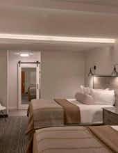 Hotel Fredericksburg Inn and Suites photo 3