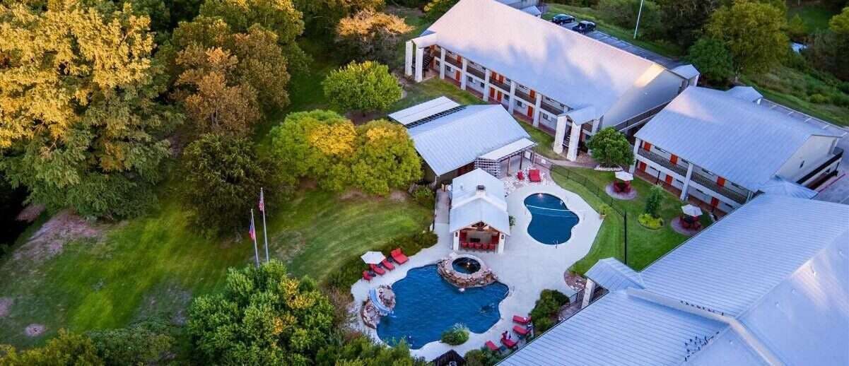 Fredericksburg Inn and Suites