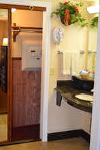 Hotel Dynasty Suites Redlands photo 3
