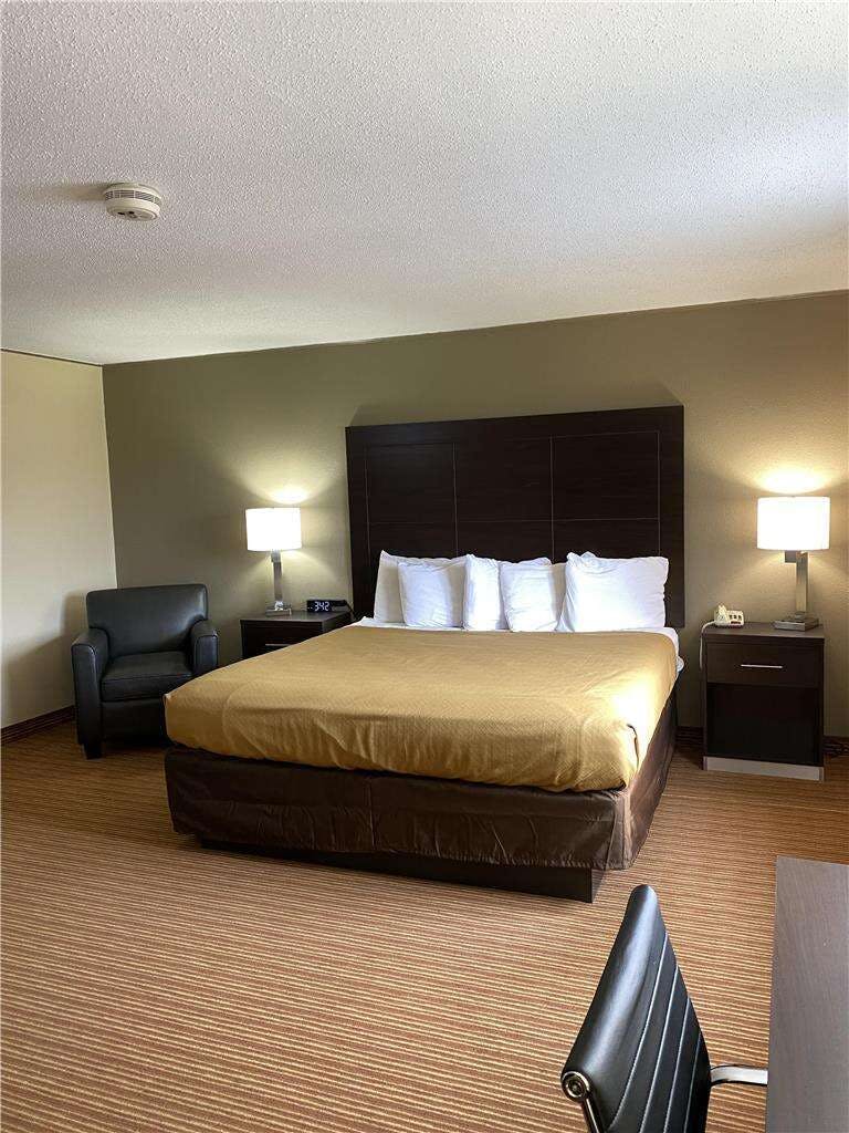 Hotel Sure Stay By Best Western Massena photo 2