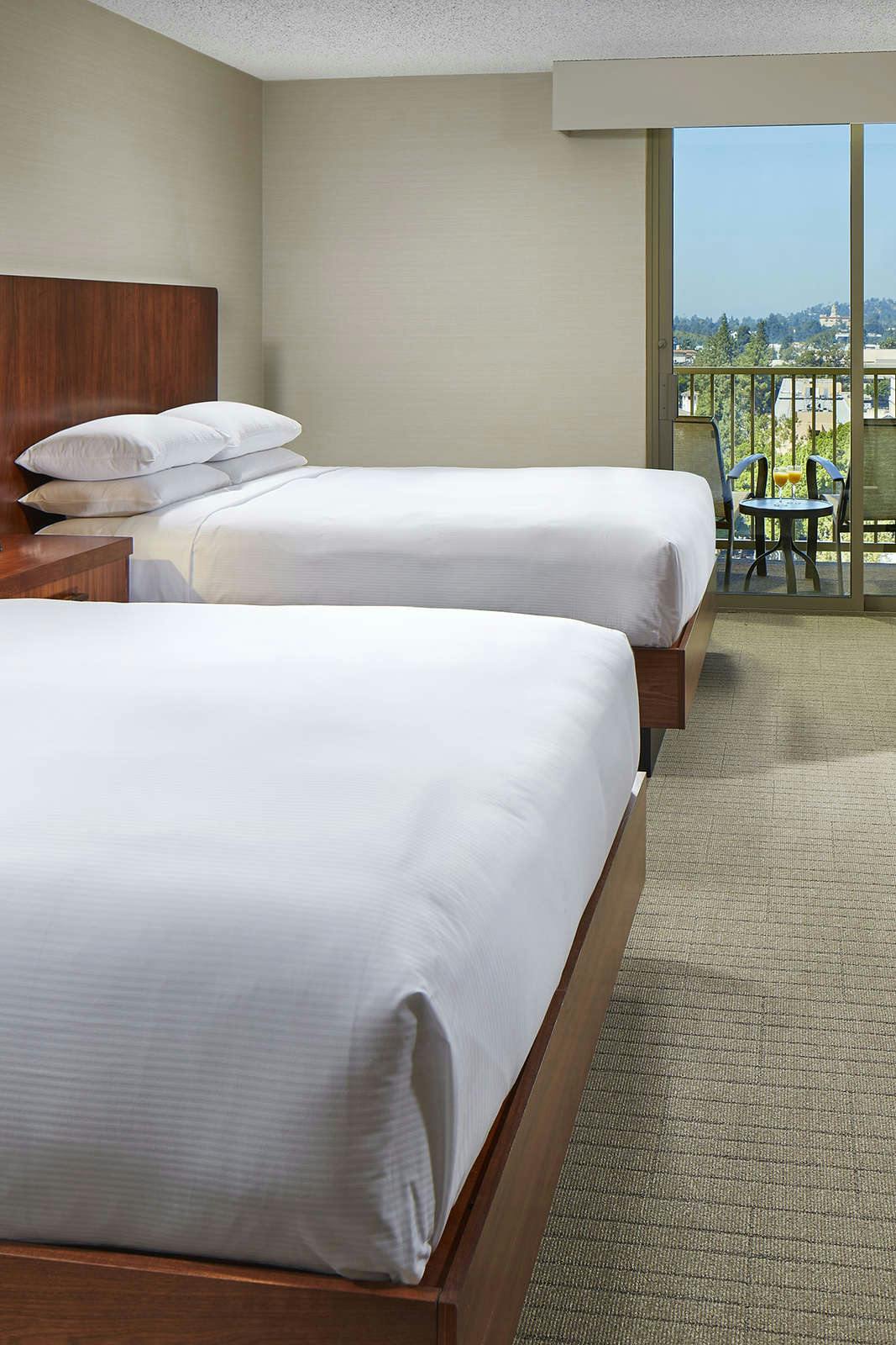 Hotel Hilton Pasadena photo 2