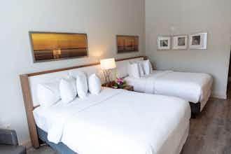 Hotel Iris Hotel Cape Cod photo 5