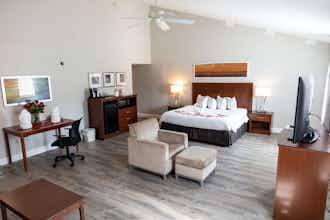 Hotel Iris Hotel Cape Cod photo 4