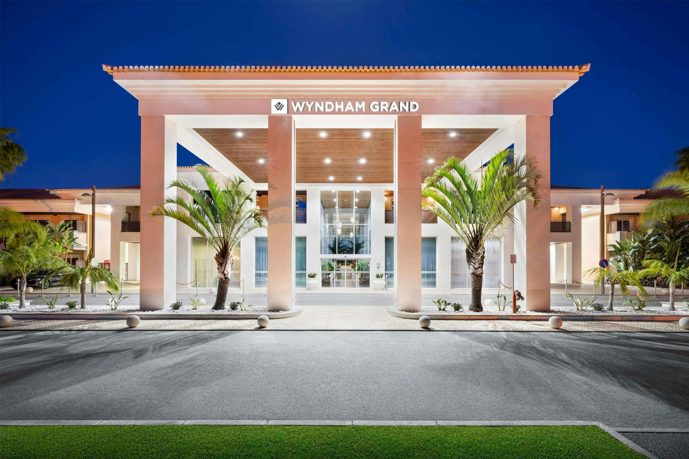 Hotel Wyndham Grand Algarve photo 2