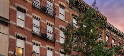 The Historic Blue Moon Hotel - NYC