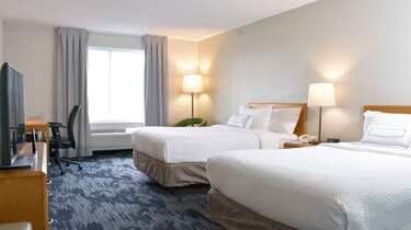 Hotel Fairfield Inn and Suites by Marriott Indianapolis East photo 1