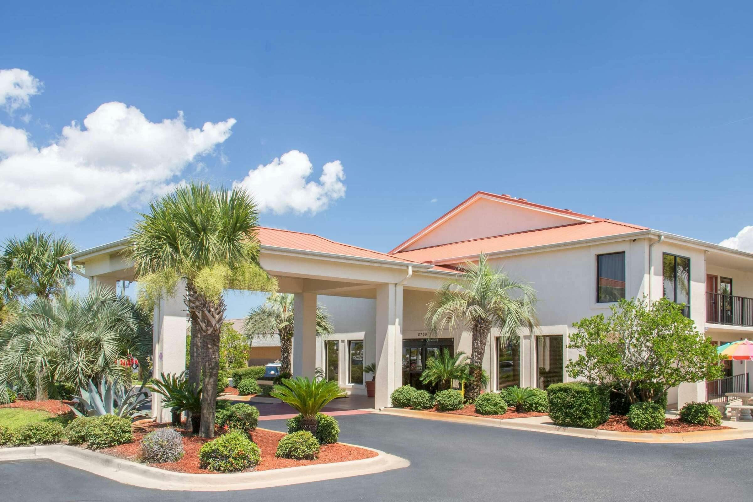 Days Inn Navarre near Beach