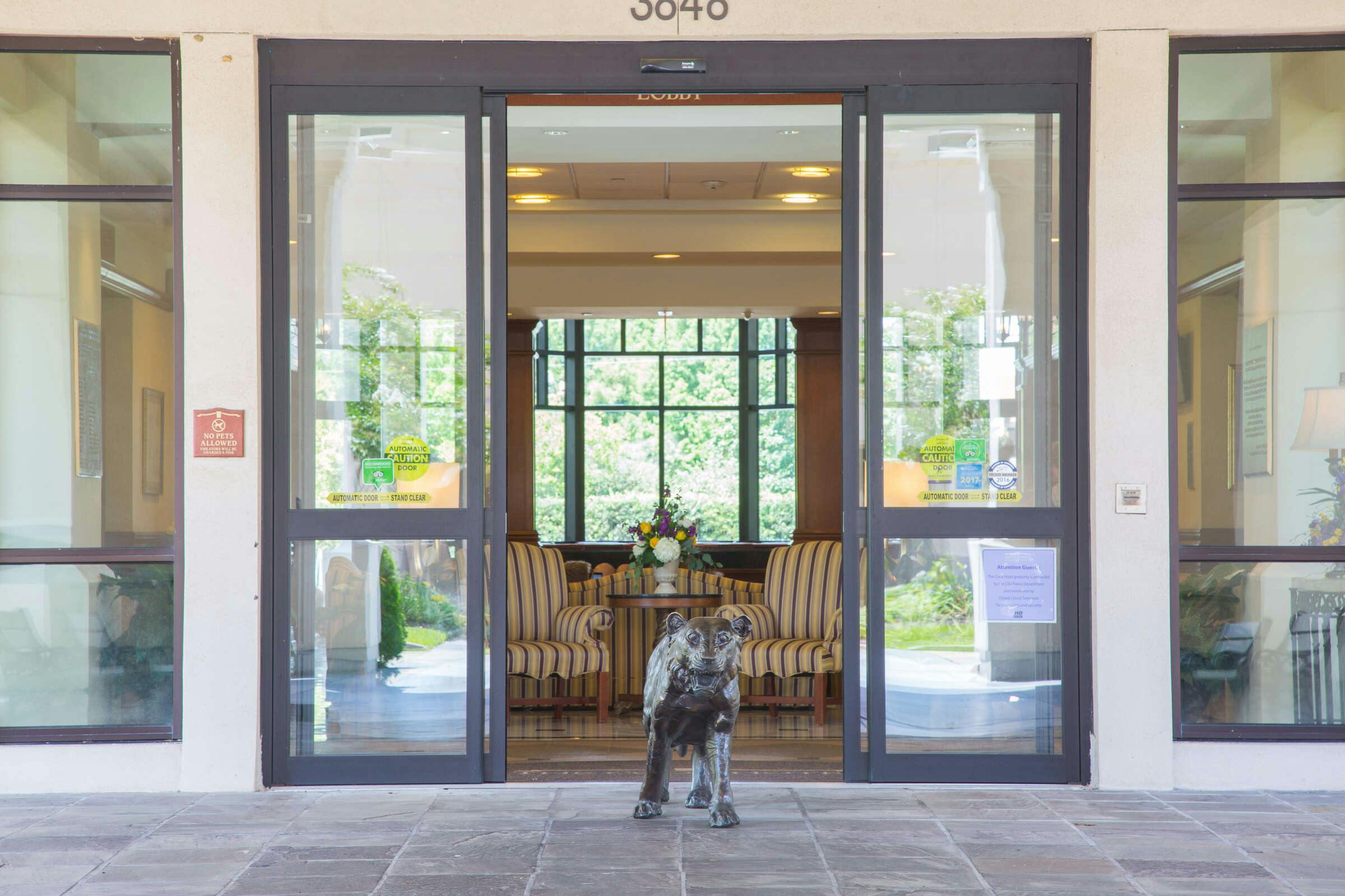 Hotel The Cook Hotel and Conference Center at LSU photo 2