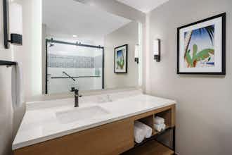Hotel Courtyard by Marriott Oceanside Fort Lauderdale Beach photo 3