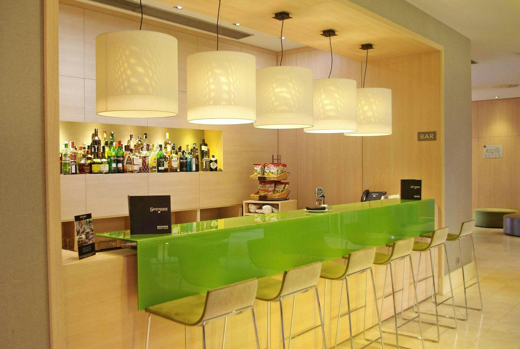Hotel DoubleTree by Hilton Hotel Girona photo 4