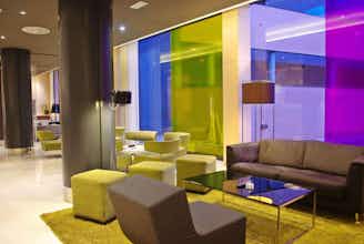 Hotel DoubleTree by Hilton Hotel Girona photo 2