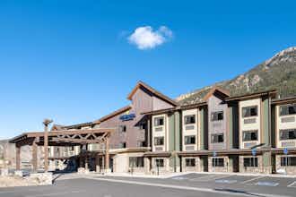Hotel Microtel Inn & Suites by Wyndham Georgetown Lake photo 4
