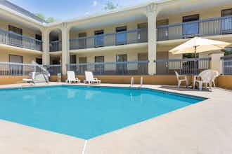 Hotel Days Inn Elberton photo 1