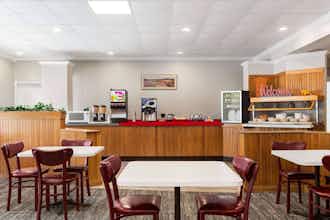 Hotel Ramada Richland Center photo 5