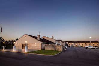 Hotel Days Inn Black River Falls photo 1