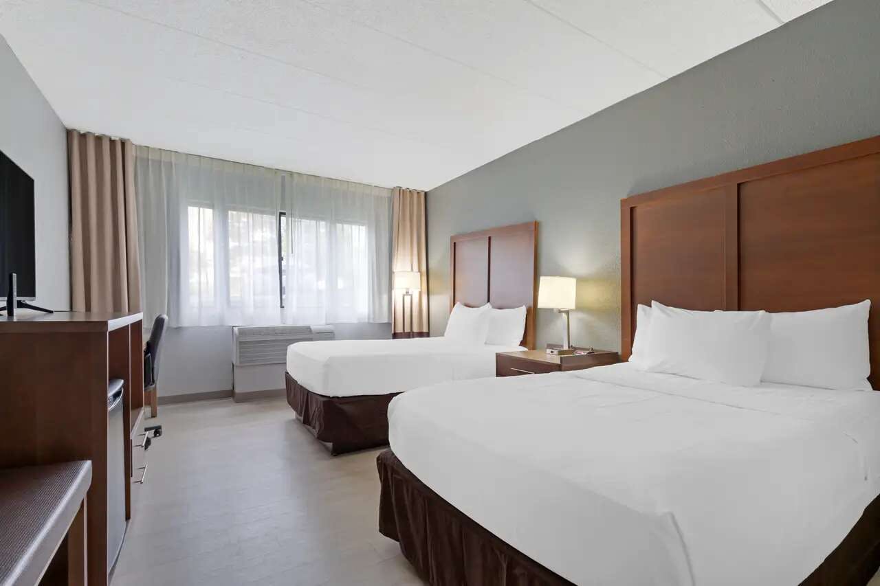 Hotel Clarion Hotel & Suites BWI Airport North photo 5