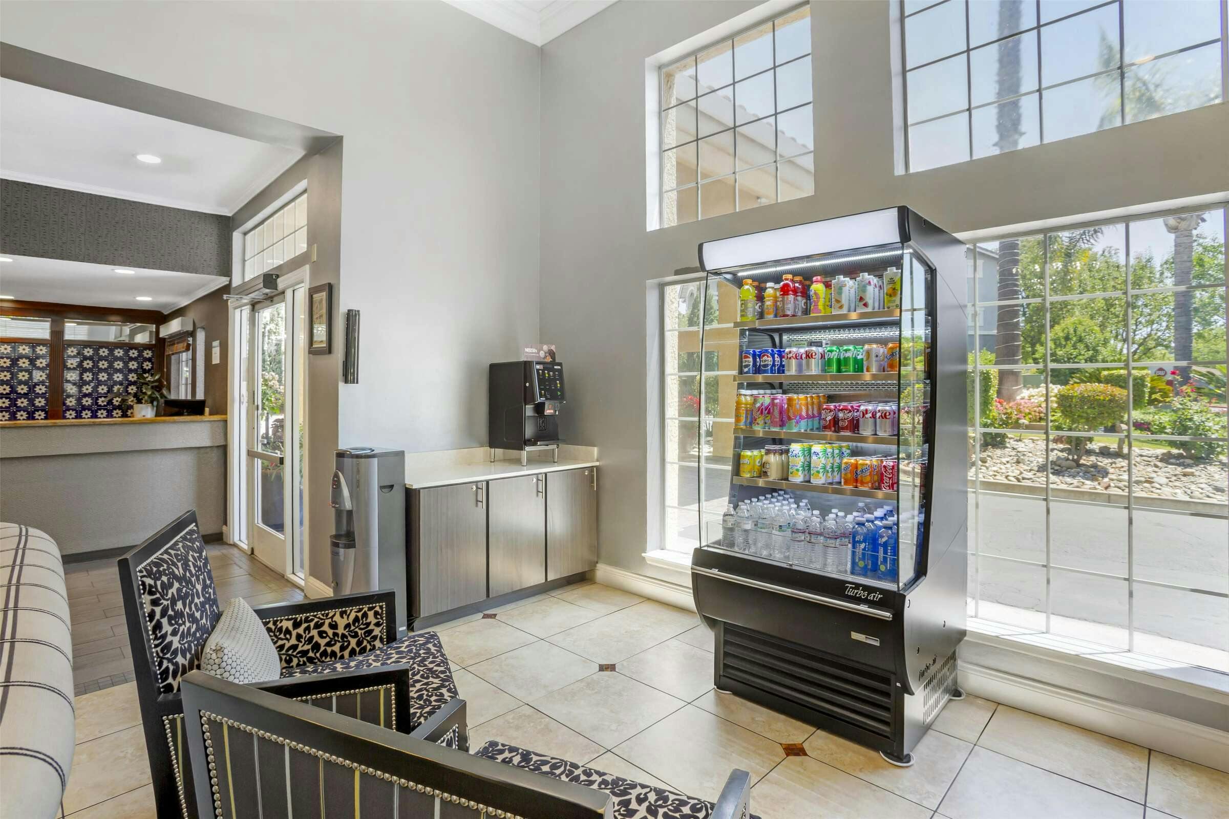 Hotel Best Western Plus Dixon Davis photo 1