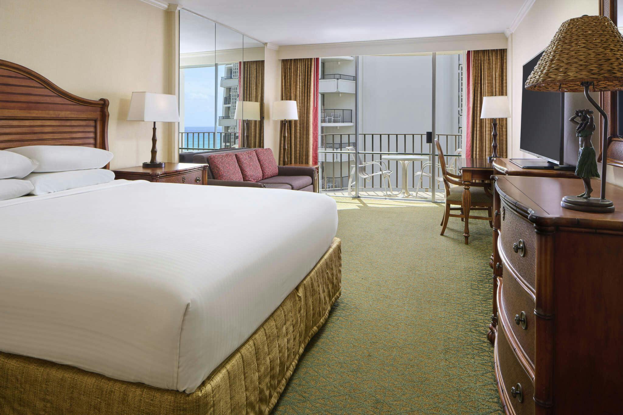 Hotel OUTRIGGER Waikiki Beach Resort photo 2