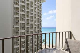 Hotel OUTRIGGER Waikiki Beach Resort photo 4