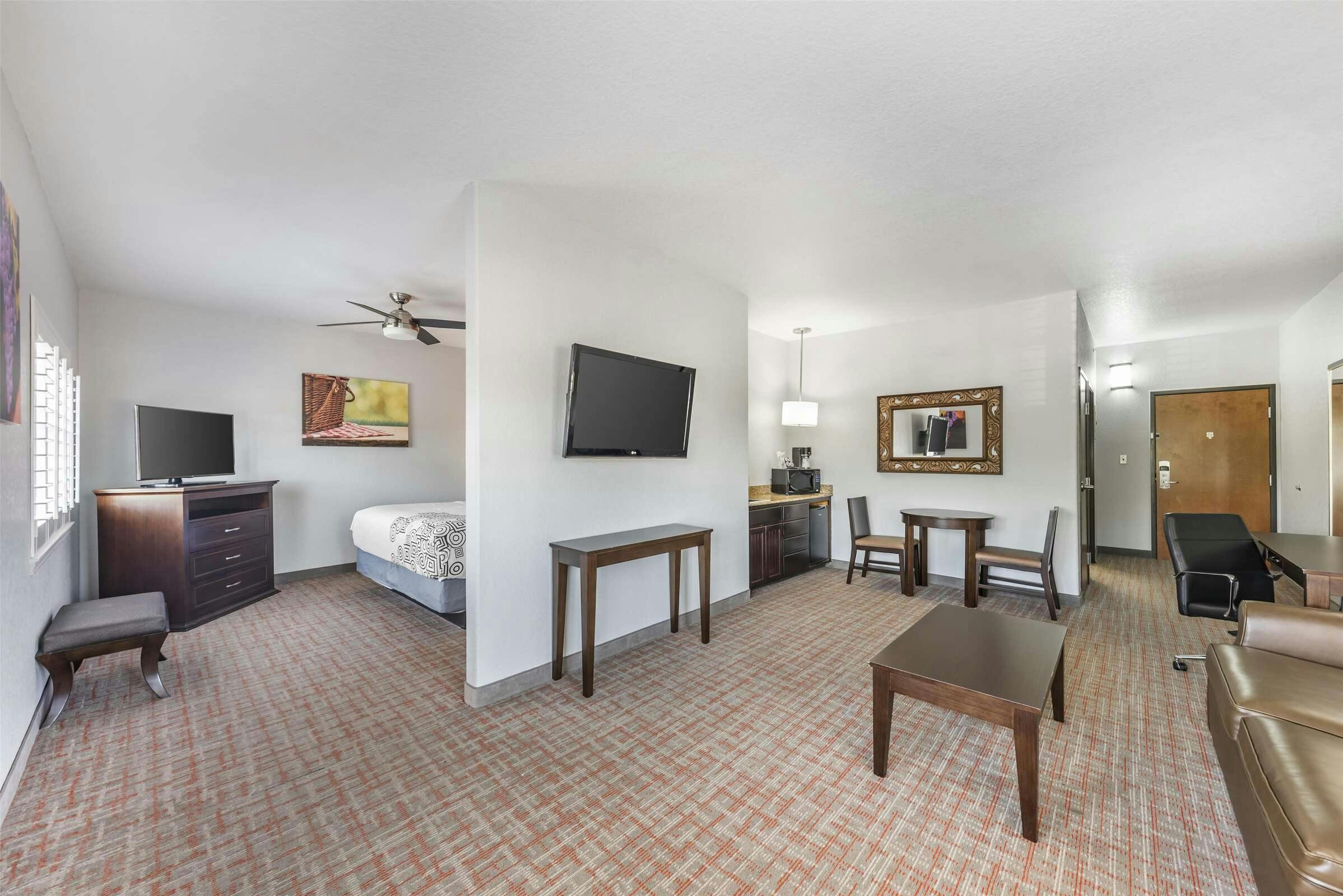 Hotel Best Western Plus Fredericksburg photo 4