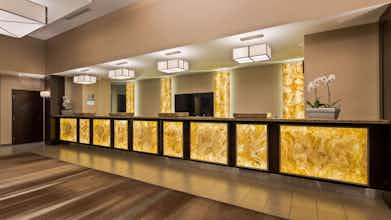 Hotel Best Western Plus Lamplighter Inn & Conference Centre photo 1