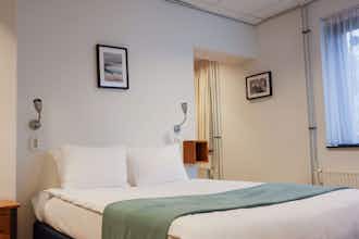 Hotel Rooms25 photo 4