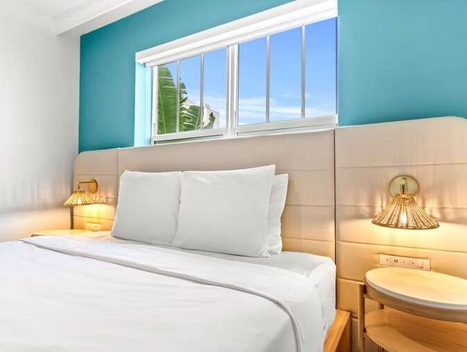 Hotel Aloha Fridays photo 3