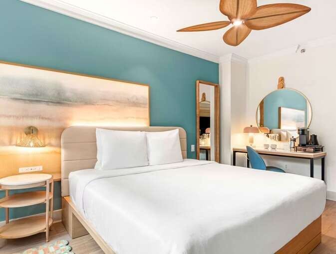 Hotel Aloha Fridays photo 5