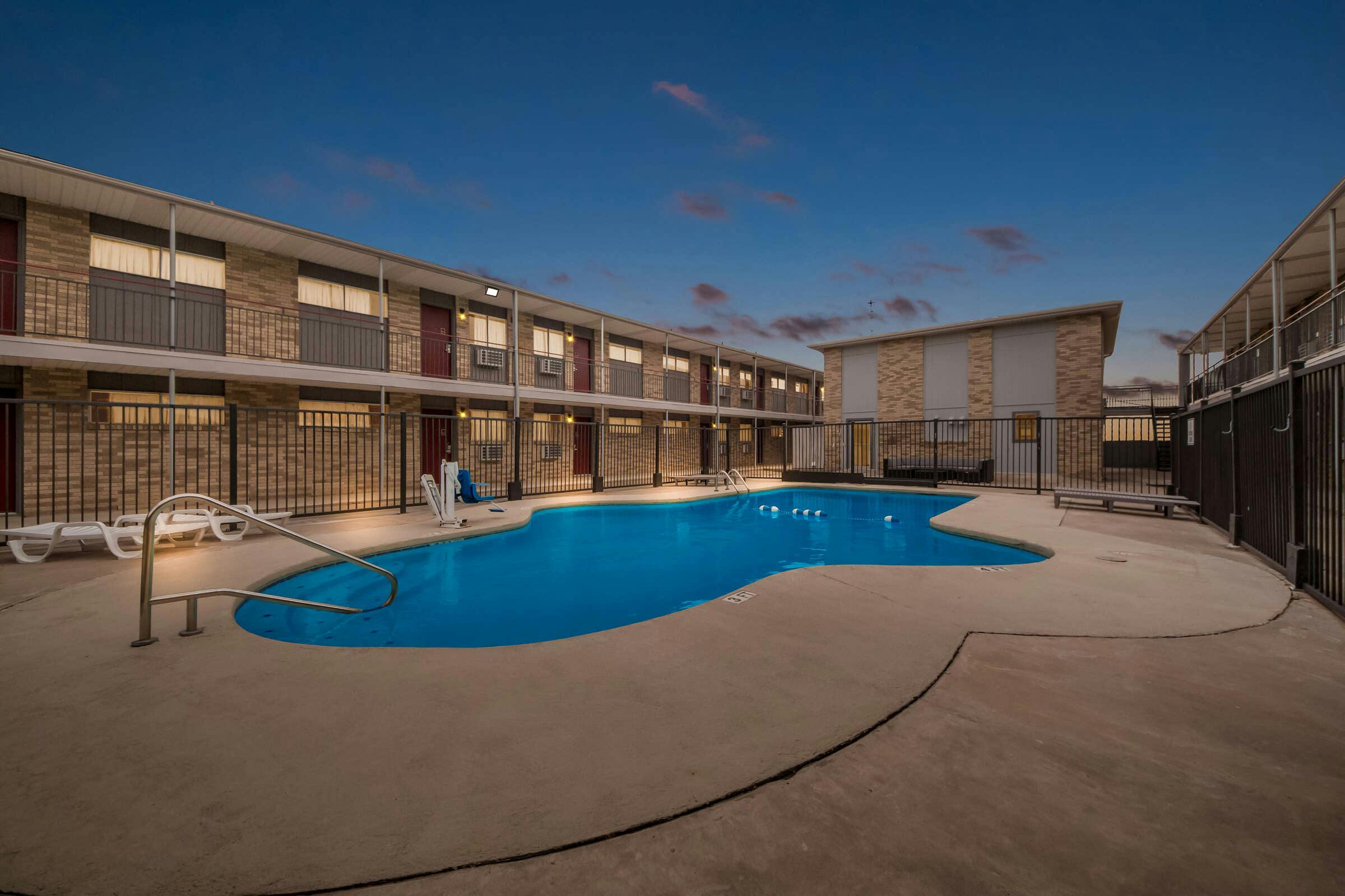 Hotel Red Roof Inn Del Rio photo 5