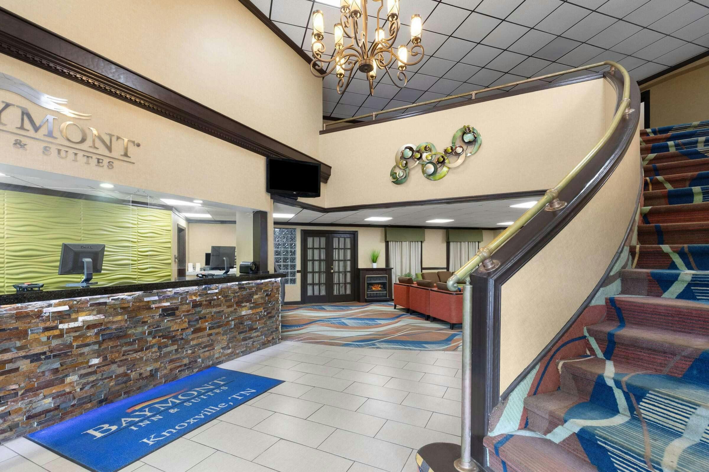 Hotel Baymont Inn Suites Knoxville photo 3