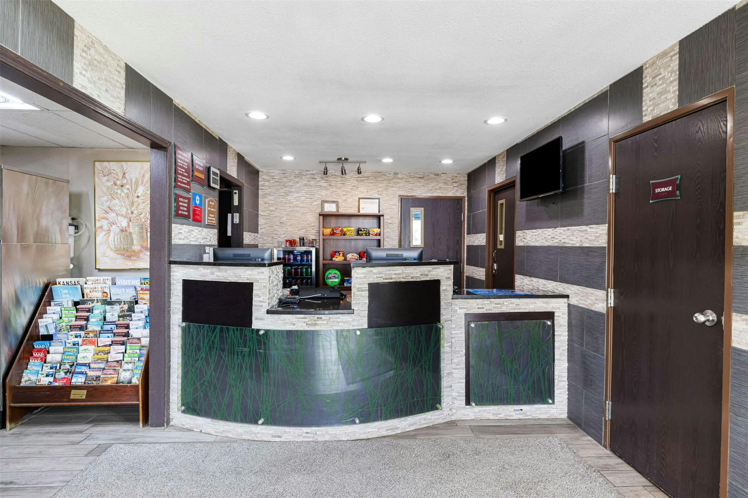 Hotel Sure Stay Plus Hotel By Best Western Kearney photo 1