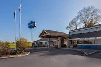 Hotel AmericInn Chippewa photo 1